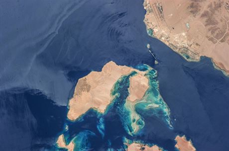 Egypt vnoval Sadsk Arbii dva strategick ostrovy v Tiransk in