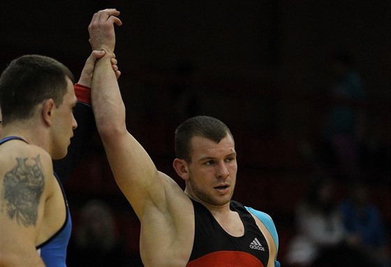 Zápasník Petr Novák (vpravo) ml pozitivní dopingový test na meldonium.  