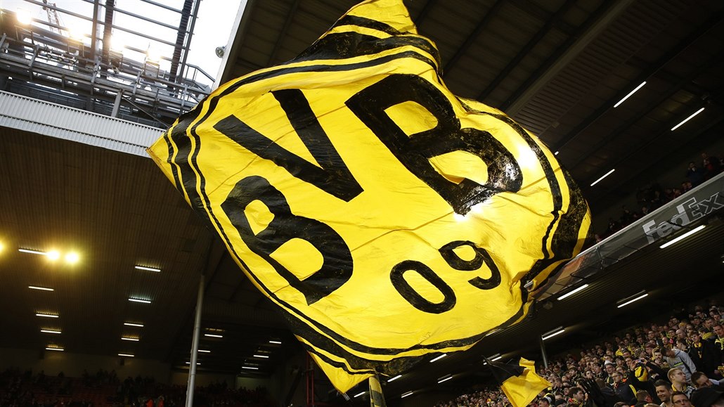 Fanouci Borussie Dortmund podporují svj tým.