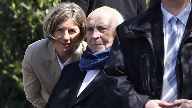 Bval nmeck kancl Helmut Kohl s manelkou  Maike Kohl-Richterovou (19.4.2016)
