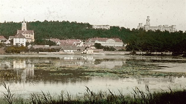 Hlubok nad Vltavou na snmku kolem roku 1890