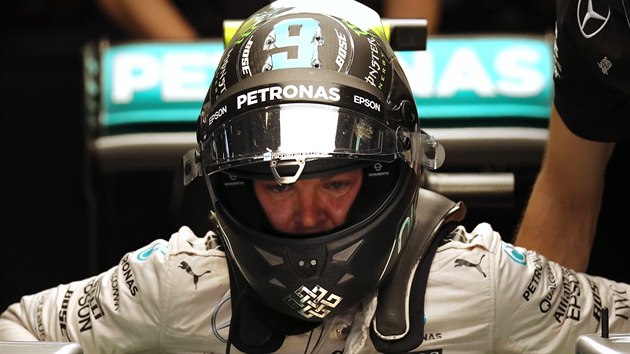 Nico Rosberg z Mercedesu v kvalifikaci Velk ceny ny.