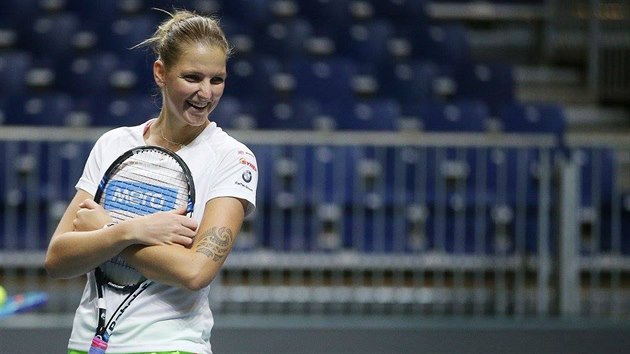 Karolna Plkov na trninku eskch tenistek ped zpasem Fed Cupu ve vcarsku