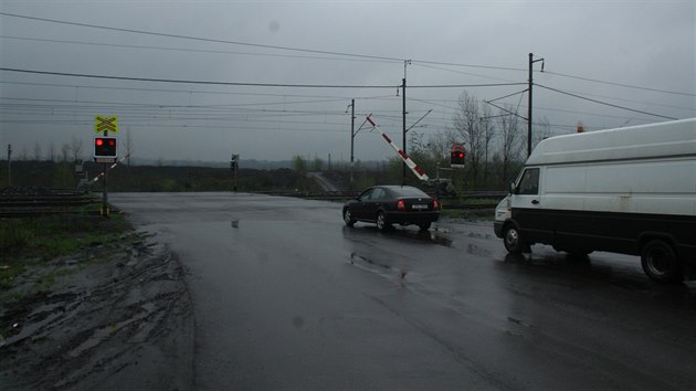 Pejezd ve Stonav na Karvinsku. Policist zde na zklad kamerovch zznam napotali padest idi, kte ignorovali erven svtla.