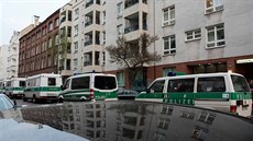 Zátah nmecké policie proti arabskému gangu v berlínské tvrti Neukölln (12....