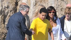 Robert De Niro se synem Elliotem a manelkou (2012)