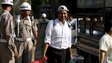 Barmský prezident Tchin jo nechal propustit 81 politických vz (17. dubna...