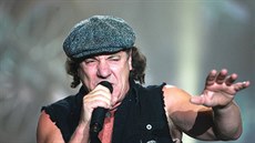 AC/DC na promo fotce ke svému poslednímu albu Black Ice. Malcolm Young je uprosted.