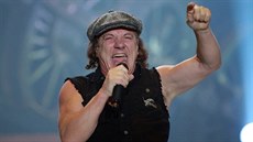 AC/DC na promo fotce ke svému poslednímu albu Black Ice. Malcolm Young je uprosted.