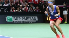 A JE TO TAM! Lucie Hradecká slaví postup do finále Fed Cupu.