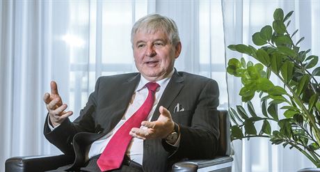 Guvernér eské národní banky Jií Rusnok