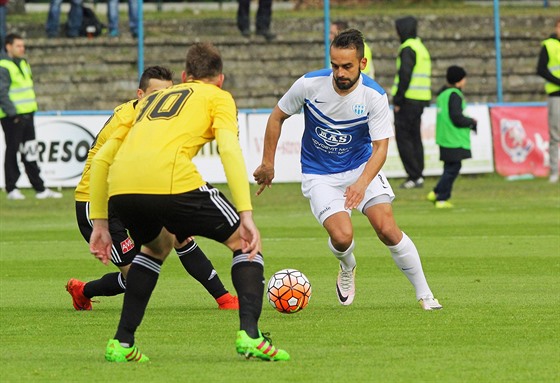 Momentka z duelu Táborsko vs. Budjovice (lutá).