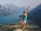Národní park Waterton Lakes leží pár hodin jízdy autem na jih od Canmore, ale... Národní park Waterton Lakes leží pár hodin jízdy autem na jih od Canmore, ale...