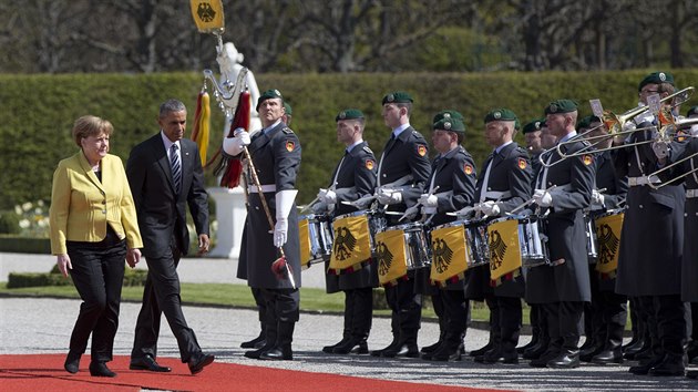 Americk prezident Barack Obama s nmeckou kanclkou Angelou Merkelovou v Hannoveru (24.4.2016).