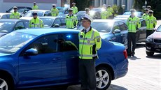 Policie pevzala dalích 35 octavií pro dohled nad provozem na silnicích...