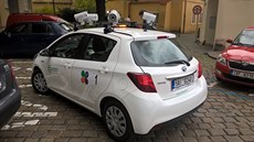 Nově bude zónami placeného stání projíždět ekologické hybridní auto vybavené ... Nově bude zónami placeného stání projíždět ekologické hybridní auto vybavené ...