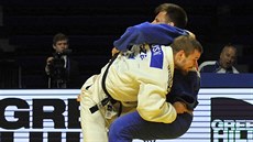 Český judista Jaromír Musil (vlevo) v souboji se Slovákem Matúšem Milichovským... Český judista Jaromír Musil (vlevo) v souboji se Slovákem Matúšem Milichovským...