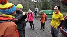 K úklidům hor, které pořádá spolek Čisté Beskydy, se postupně přidává čím dál... K úklidům hor, které pořádá spolek Čisté Beskydy, se postupně přidává čím dál...