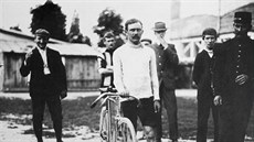 Vítězem prvního ročníku nejstarší stále pořádané klasiky Lutych-Bastogne-Lutych... Vítězem prvního ročníku nejstarší stále pořádané klasiky Lutych-Bastogne-Lutych...