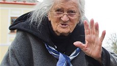 Jiřina Vejnarová z Lhoty pod Hořičkami oslavila sto let 24. dubna 2016. Jiřina Vejnarová z Lhoty pod Hořičkami oslavila sto let 24. dubna 2016.