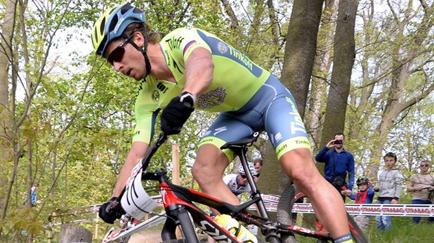 Slovensk cyklista Peter Sagan bhem eskho pohru v cross country.