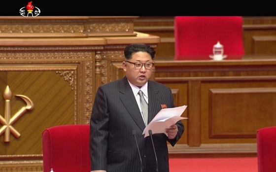 Prezident Kim ong-un na sjezdu vládnoucí Korejské strany práce (6.5.2016).
