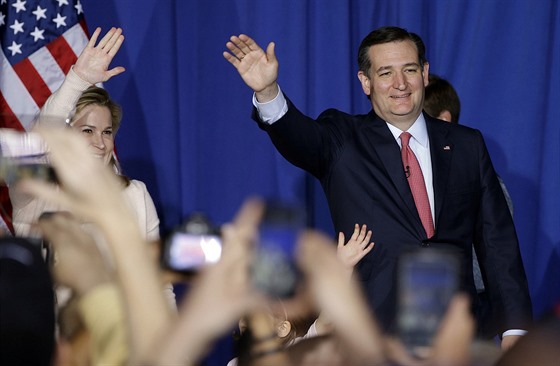 Senátor Ted Cruz odstoupil po prohe v Indian z republikánského klání o...