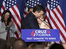 Senátor Ted Cruz s manelkou Heidi v Indianapolisu (4. kvtna 2016).