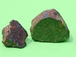 Ti dosud nalezen meteority z Beneova. Vechny jsou oitn od nnos a...