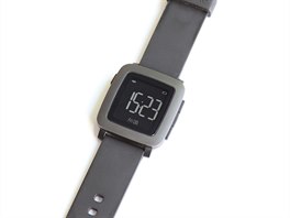 Chytr hodinky Pebble Time