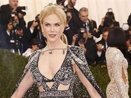 Nicole Kidmanová na Met Gala (New York, 2. kvtna 2016)