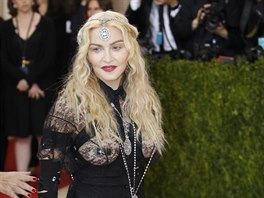 Madonna na Met Gala (New York, 2. kvtna 2016)