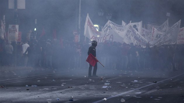 ecko schvlilo nov reformy, lid protestovali (8. kvten 2016)