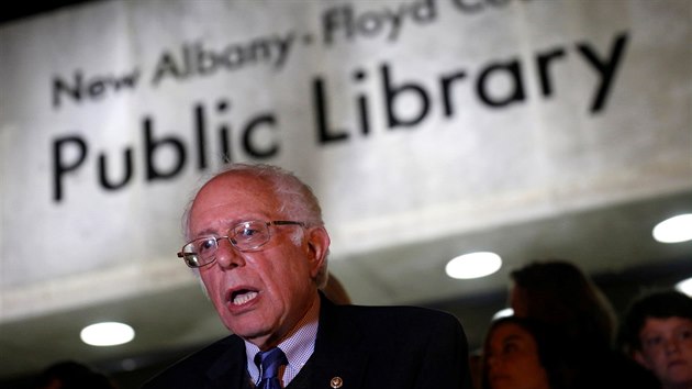 Prezidentsk kandidt demokrat Bernie Sanders mluv na volebnm shromdn v Albany (4. kvtna 2016).