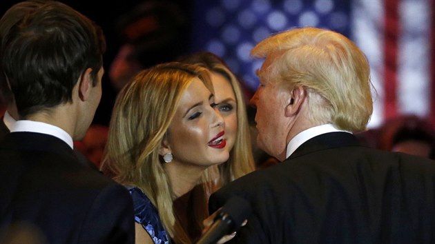 Prezidentsk kandidt republikn Donald Trump s dcerou Ivankou (4. kvtna 2016).