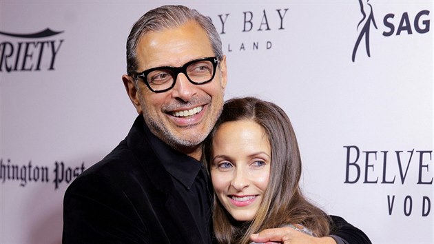 Jeff Goldblum a Emilie Livingstonov (Washington, 29. dubna 2016)