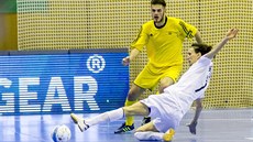 Momentka z utkání Chrudim (bílá) - Vysoké Mýto. Ve skluzu je Michal Mareš. Momentka z utkání Chrudim (bílá) - Vysoké Mýto. Ve skluzu je Michal Mareš.