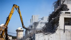 Společnost Double Square Group zahájila v betonovém komplexu v Ptyči další... Společnost Double Square Group zahájila v betonovém komplexu v Ptyči další...