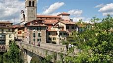 áblv most pedstavuje hlavní symbol Cividale del Friuli.