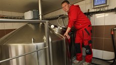 Mojmír Velký vaří pivo ve Vojkovicích na Frýdecko-Místecku a má s ním velký... Mojmír Velký vaří pivo ve Vojkovicích na Frýdecko-Místecku a má s ním velký...