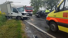 V Čakovicích se čelně střetla dodávka s vozem SUV (4.5.2016). V Čakovicích se čelně střetla dodávka s vozem SUV (4.5.2016).