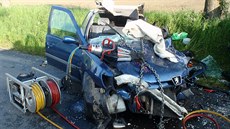 Proč řidička vozu Peugeot 306 přejela u obce Rataje do protisměru, není zatím... Proč řidička vozu Peugeot 306 přejela u obce Rataje do protisměru, není zatím...