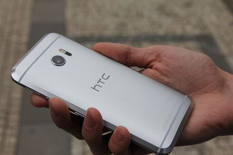 HTC 10