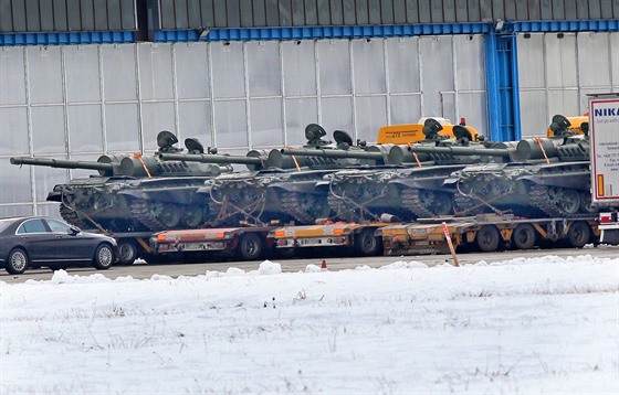 eské tanky T-72 by mly pomoci v boji proti islamistické organizaci Boko...