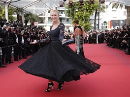 Helen Mirrenová (Cannes, 18. kvtna 2016)