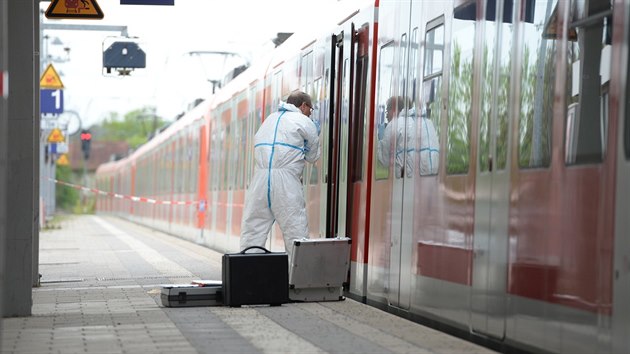 Vyetovatel zajiuj stopy a dkazy na ndra v Grafingu (10. kvtna 2016)