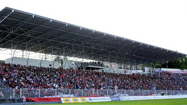 Zaplnn brnnsk stadion na zpase proti Spart.