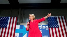Předvolební mítink Hillary Clintonové v Kentucky (17. května 2016) Předvolební mítink Hillary Clintonové v Kentucky (17. května 2016)