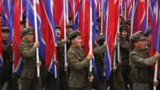 Sjezd Korejské strany práce v Pchjongjangu zakončil ohromný oslavný průvod... Sjezd Korejské strany práce v Pchjongjangu zakončil ohromný oslavný průvod...