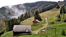 Salaše Gstattmoar Alm. To už byl cíl blízko. Salaše Gstattmoar Alm. To už byl cíl blízko.